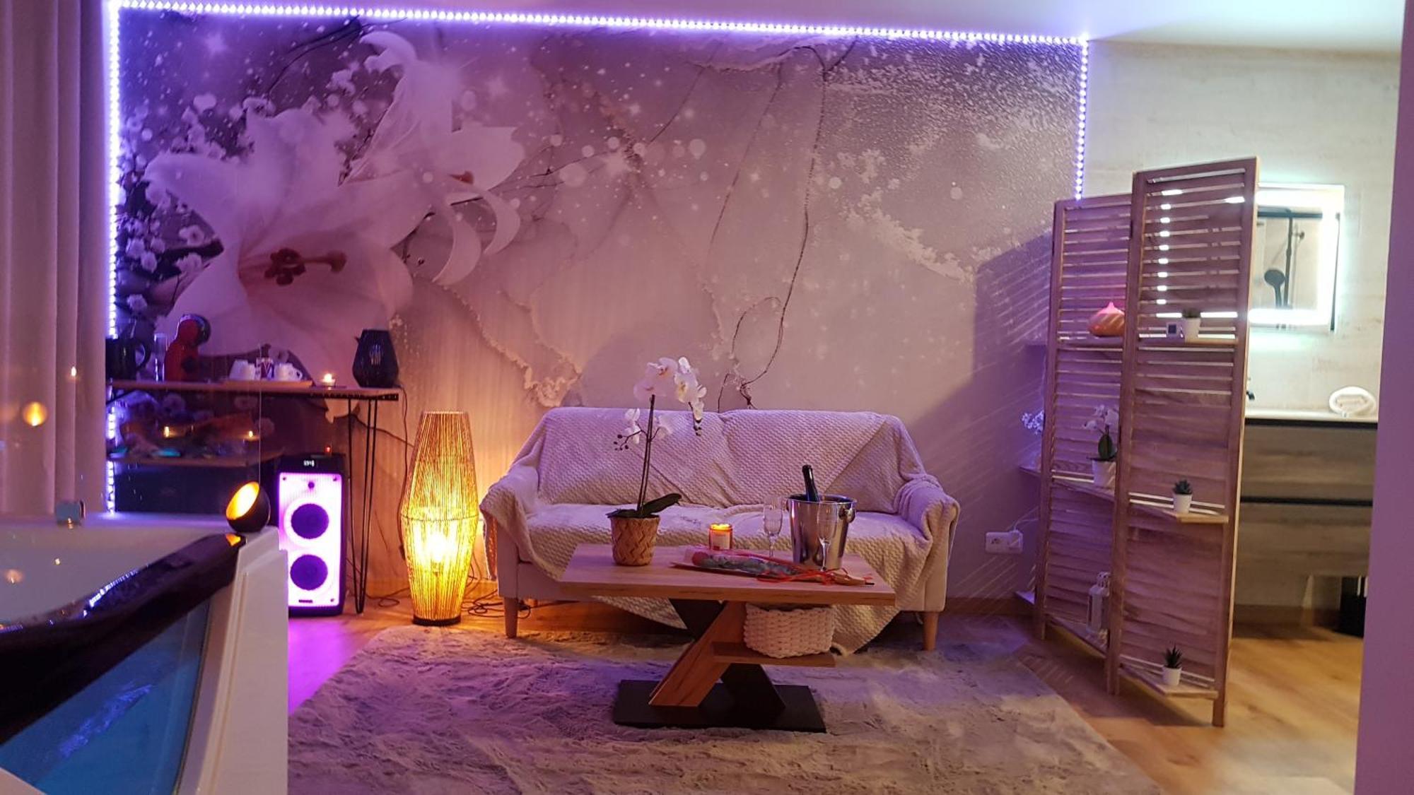 Love Room Jaccuzi Puisserguier Exteriér fotografie